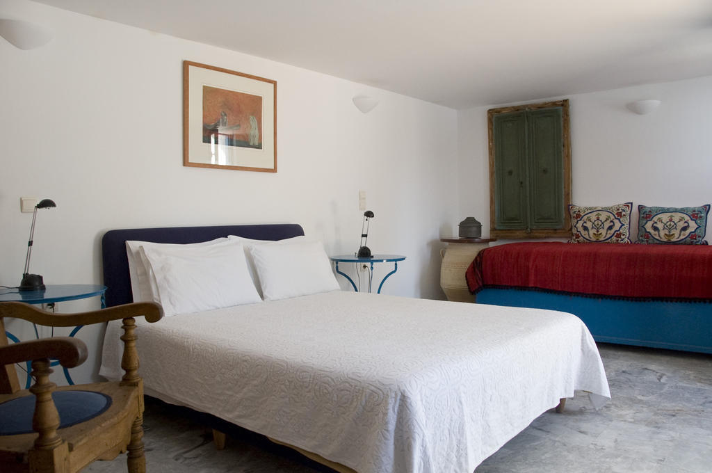 Τhe White Houses Makrýgialos Værelse billede